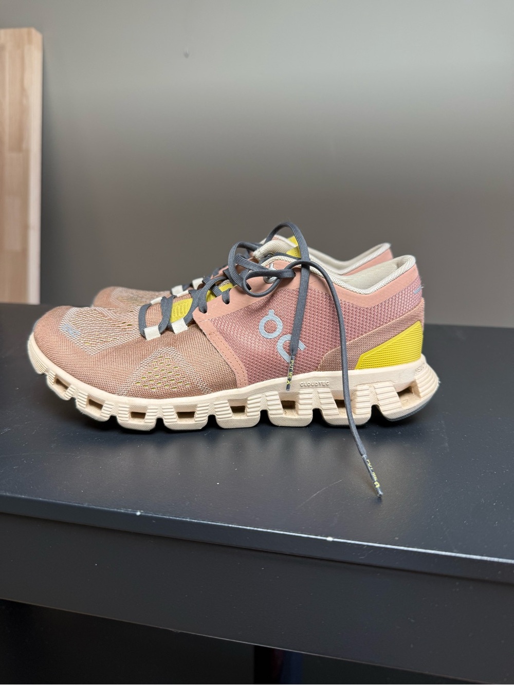 On Cloud X textile trainers- like new